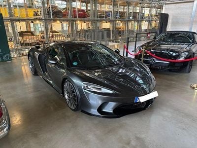 McLaren GT