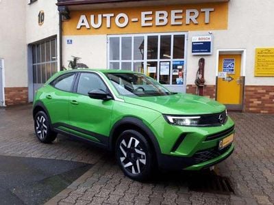 Gebraucht Opel Mokka Elegance 101 PS (74 kW) 2024 Matcha green SUV