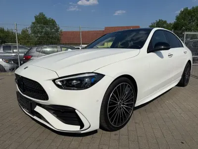 Gebraucht Mercedes C300 AMG line 265 PS (194 kW) 2023 Weiß Limousine
