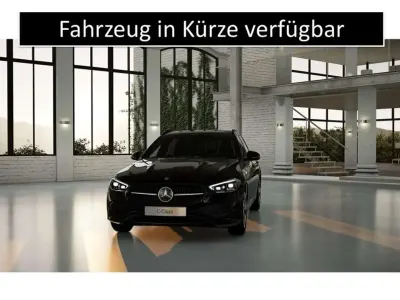 Gebraucht Mercedes C220 200 PS (147 kW) 2023 Metalliclack obsidianschwarz metallic Kombi