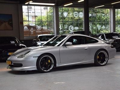 Porsche 911 Carrera