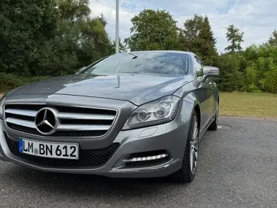 Gebraucht Mercedes CLS350 265 PS (194 kW) 2011 Grau Coupé