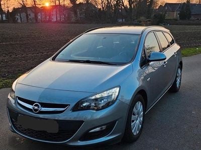 Second-hand Opel Astra 110 CP (80 kW) 2014 Gri Break