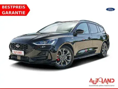 Używany Ford Focus ST-Line 125 KM (91 kW) 2023 Czarny Kombi