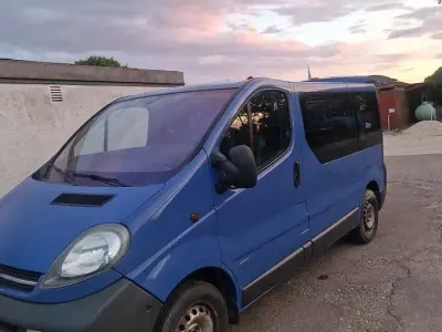 Gebraucht Opel Vivaro 101 PS (74 kW) 2003 Van / Kleinbus