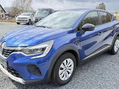 Second-hand Renault Captur Experience 91 CP (66 kW) 2020 Albastru SUV