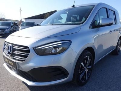 Mercedes T180