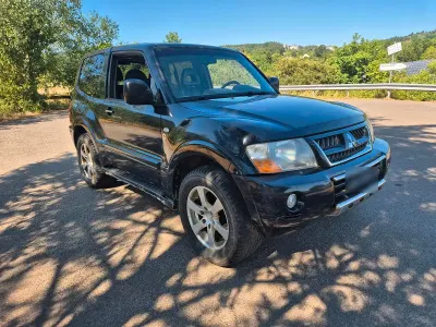 Gebraucht Mitsubishi Pajero 160 PS (117 kW) 2007 Schwarz SUV