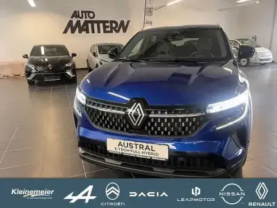 Usata Renault Austral Techno 200 CV (147 kW) 2023 Blu SUV