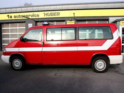 Usata VW Caravelle Comfortline 102 CV (75 kW) 2000 Rosso Furgone