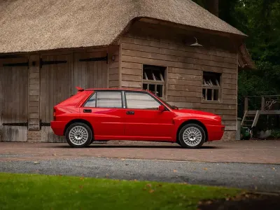Gebraucht Lancia Delta 207 PS (152 kW) 1992 Rot Kleinwagen