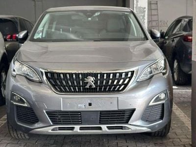 Second-hand Peugeot 3008 Allure 110 CP (80 kW) 2018 Galben SUV