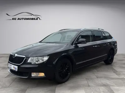 Gebraucht Skoda Superb Elegance 200 PS (147 kW) 2011 Schwarz Kombi