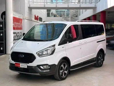 Gebraucht Ford Tourneo Active 150 PS (110 kW) 2021 Weiß Van / Kleinbus
