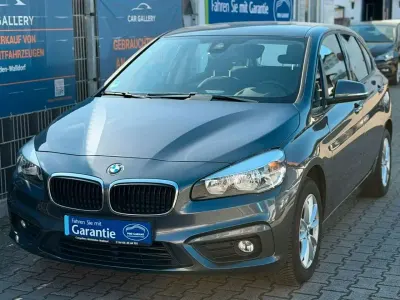 Gebraucht BMW 218 Active Tourer Basis 136 PS (100 kW) 2015 Grau Van / Kleinbus