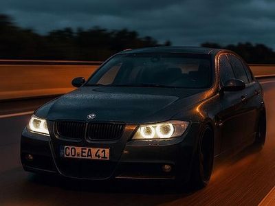 BMW 325