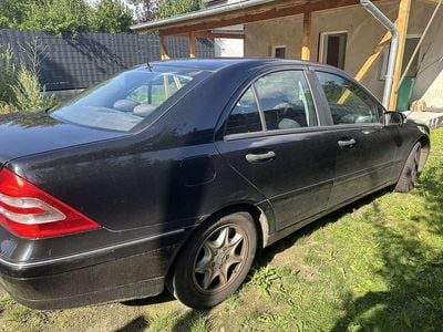 Mercedes C200