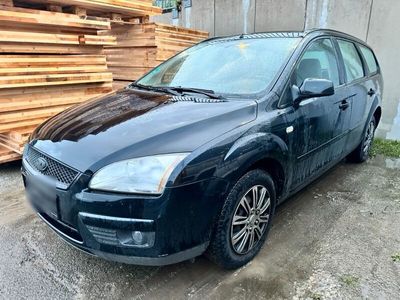 gebraucht Ford Focus 1.8 Kombi