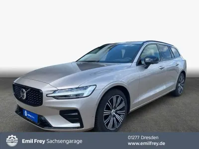 Gebraucht Volvo V60 Plus 197 PS (144 kW) 2025 Bright dusk metallic Kombi