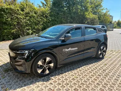 Gebraucht Renault Megane E-Tech Evolution 160 kW (218 PS) 2022 Schwarz Limousine