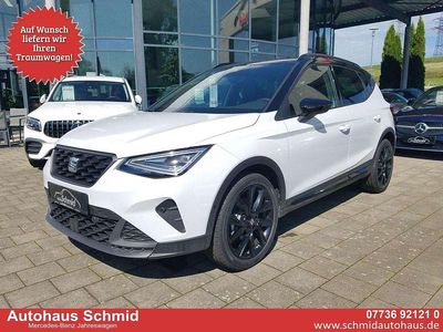 Neu Seat Arona Black Edition 116 PS (85 kW) 2025 Glacial weiß metallic dach schwarz SUV