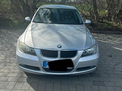 Gebraucht BMW 318 143 PS (105 kW) 2008 Silber Kombi
