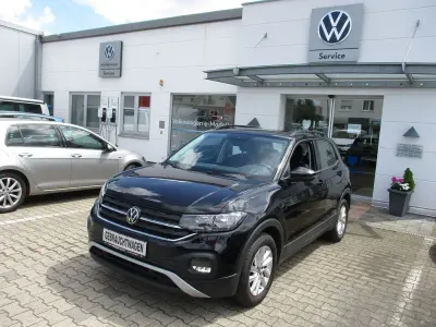 Używany VW T-Cross Life 110 KM (80 kW) 2023 Czarny SUV