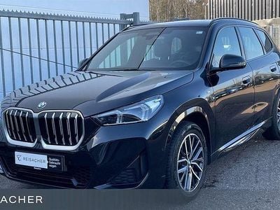 Saphirschwarz metallic Gebraucht 2023 BMW X1 Efficient Dynamics SUV | 42.749 € (Teuer)