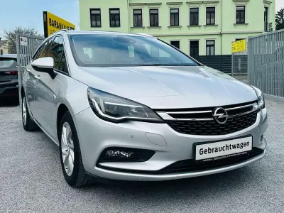 Używany Opel Astra Innovation 150 KM (110 kW) 2018 Srebrny Kombi