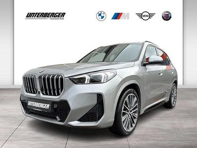 Neu BMW X1 M Sport 218 PS (160 kW) 2025 Spacesilber SUV