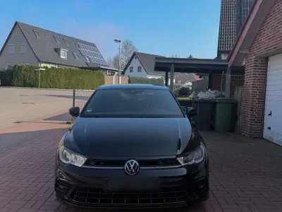 Gebraucht VW Polo R-line 110 PS (80 kW) 2022 Schwarz Kleinwagen