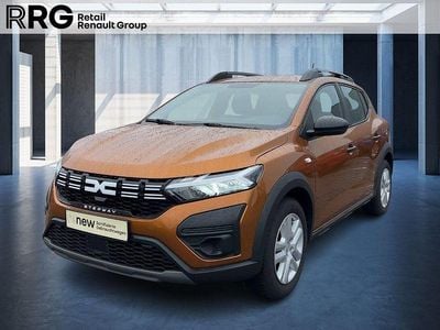 Gebraucht Dacia Sandero Essentiel 101 PS (74 kW) 2024 Atacama orange SUV