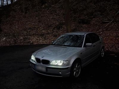 Gebraucht BMW 316 Sport Line 115 PS (84 kW) 2004 Silber Limousine