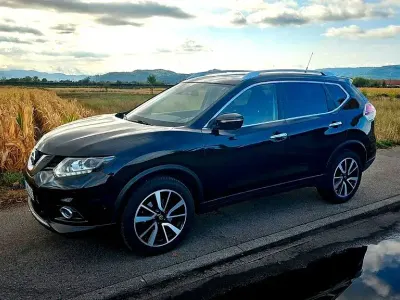Gebraucht Nissan X-Trail Tekna 177 PS (130 kW) 2017 Schwarz SUV