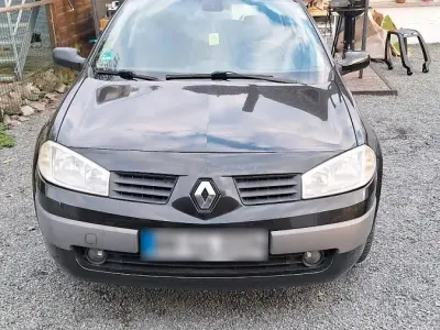 Gebraucht Renault Mégane 110 PS (80 kW) 2004 Schwarz Limousine