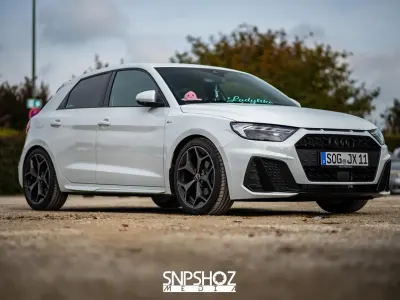Gebraucht Audi A1 S-Line 95 PS (69 kW) 2023 Weiß SUV