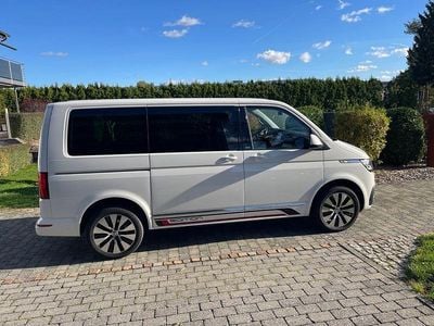 Usado VW Multivan Generation Six 199 HP (146 kW) 2020 Branco Monovolume