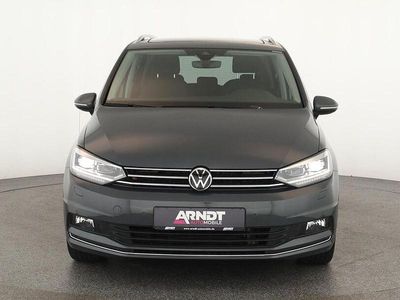 Gebraucht VW Touran Highline 150 PS (110 kW) 2025 Delfingrau Van / Kleinbus