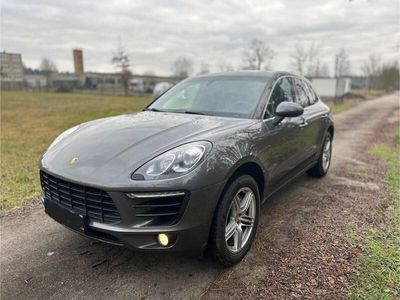 Porsche Macan Turbo