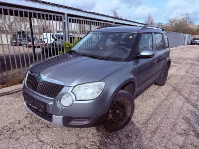 Occasion Skoda Yeti Easy 110 ch (80 kW) 2013 Gris SUV