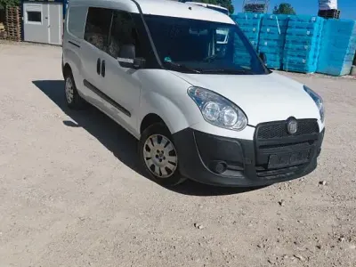 Gebraucht Fiat Doblò 90 PS (66 kW) 2011 Weiß Van / Kleinbus