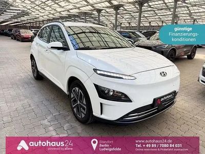 Usata Hyundai Kona Select 100 kW (136 CV) 2022 Bianco SUV