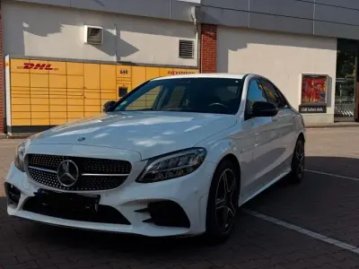 Gebraucht Mercedes C180 156 PS (114 kW) 2020 Weiß Limousine