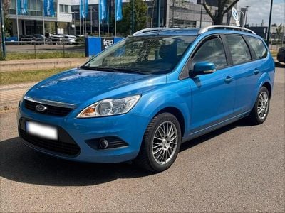 Begagnad Ford Focus 105 HK (77 kW) 2010 Blå Kombi