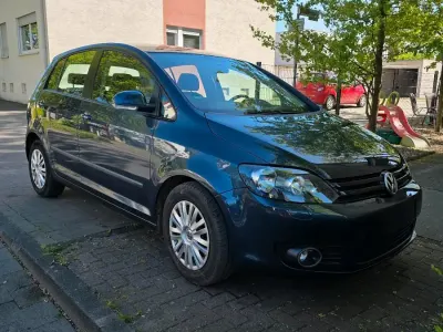 Gebraucht VW Golf VI Trendline 105 PS (77 kW) 2010 Andere farben Kleinwagen