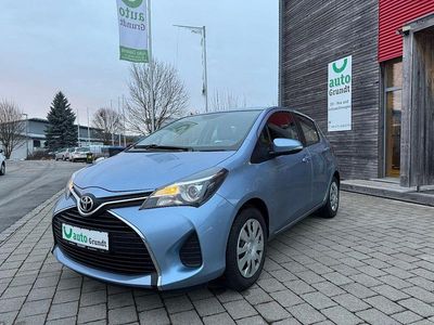 Blau Gebraucht 2015 Toyota Yaris Edition-S Kleinwagen | 8.800 € (Fairer Preis)