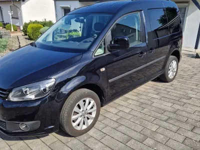 Gebraucht VW Caddy 102 PS (75 kW) 2014 Schwarz Van / Kleinbus