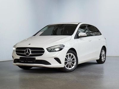 Begagnad Mercedes B250e 218 HK (160 kW) 2022 Vit Minibuss