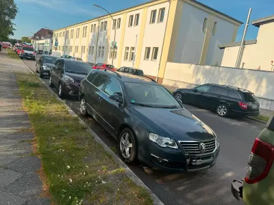Gebraucht VW Passat 140 PS (102 kW) 2007 Blau Kombi