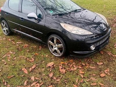 Gebraucht Peugeot 207 150 PS (110 kW) 2009 Schwarz Limousine